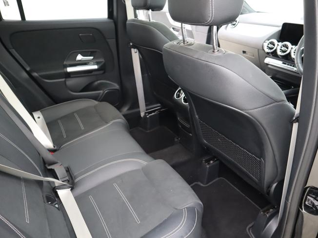 MERCEDES-BENZ Gla Photo 31