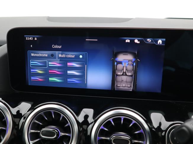 MERCEDES-BENZ Gla Photo 37