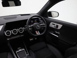 MERCEDES-BENZ Gla Photo 5