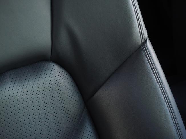 PORSCHE Macan Photo 15