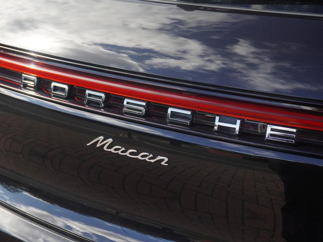 PORSCHE Macan Photo 32