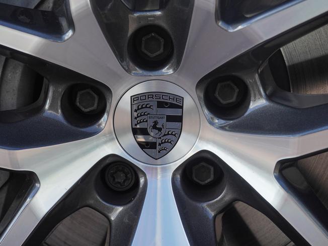 PORSCHE Macan Photo 34