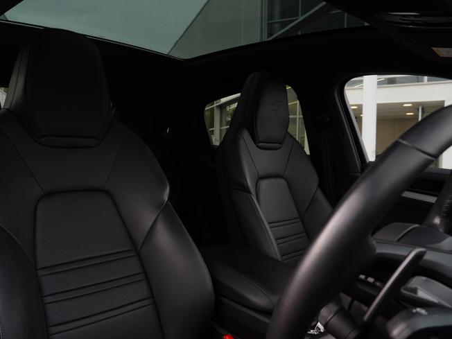 PORSCHE Cayenne Photo 10
