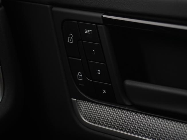 PORSCHE Cayenne Photo 29