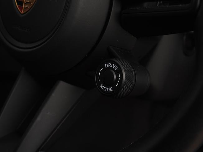 PORSCHE Cayenne Photo 34