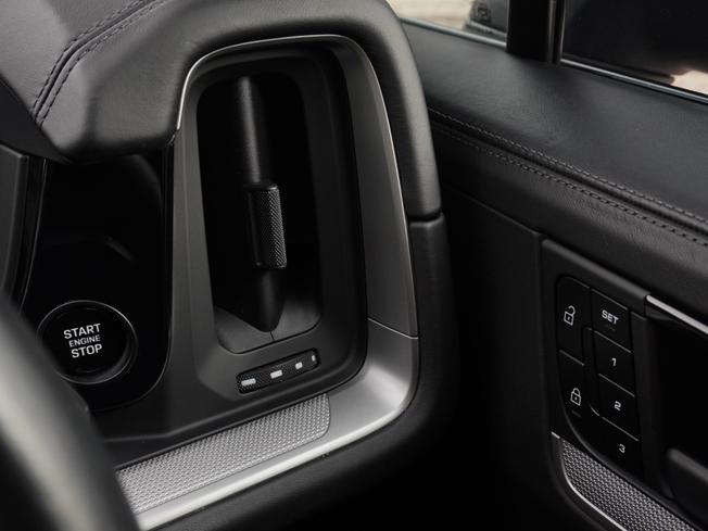 PORSCHE Cayenne Photo 35