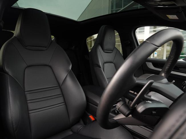 PORSCHE Cayenne Photo 9
