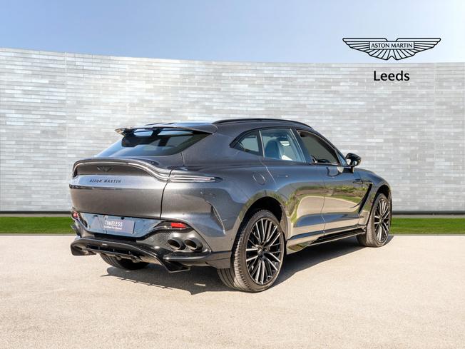 ASTON MARTIN Dbx Photo 37