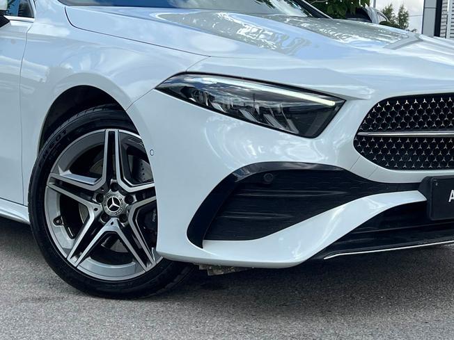 MERCEDES-BENZ A Class Photo 12