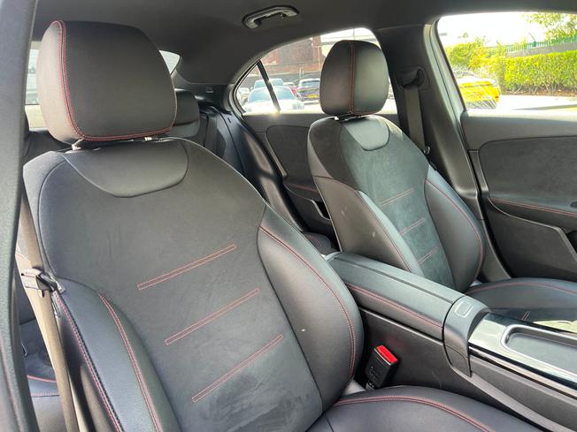 MERCEDES-BENZ A Class Photo 38