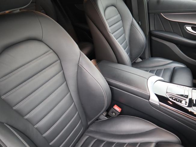 MERCEDES-BENZ EQC Photo 13