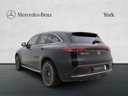 MERCEDES-BENZ EQC Photo 2