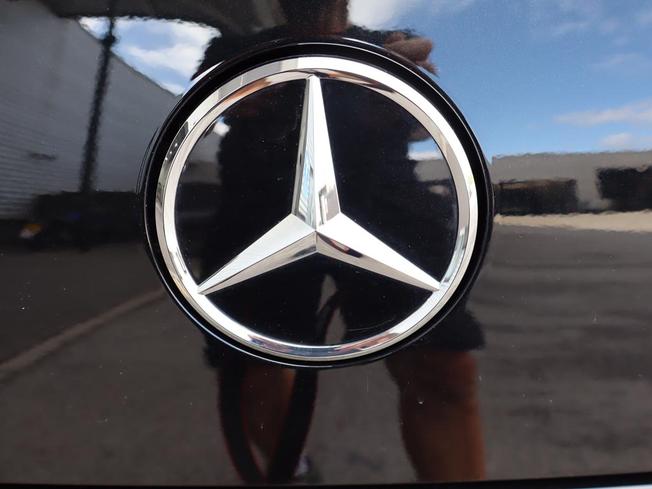 MERCEDES-BENZ CLA Class Photo 22