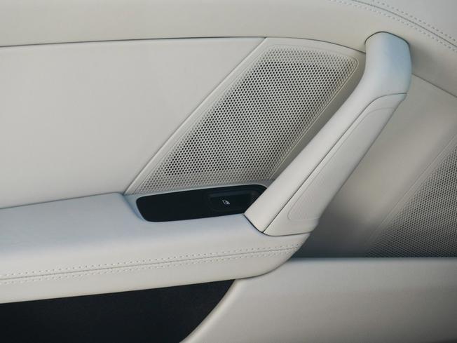 PORSCHE 911 Photo 19