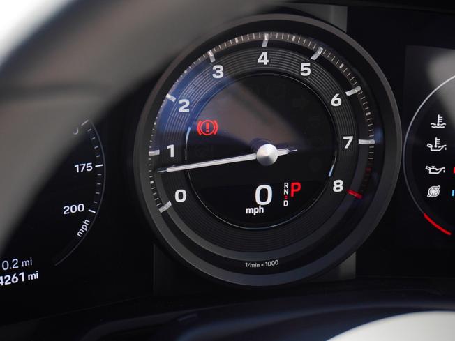 PORSCHE 911 Photo 23