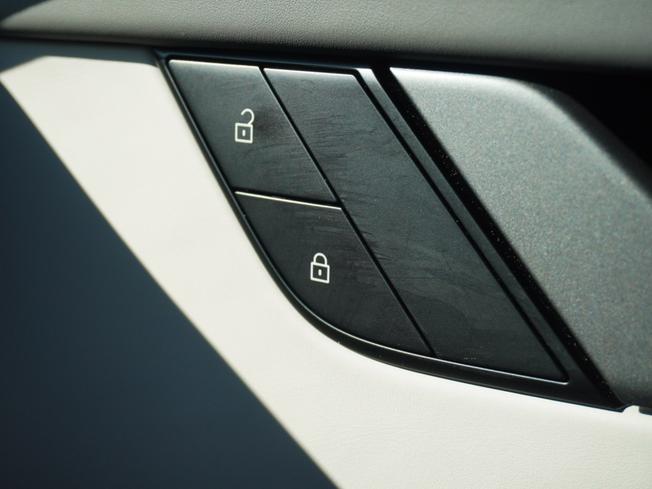 PORSCHE 911 Photo 30