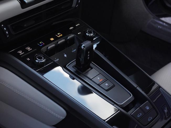 PORSCHE 911 Photo 31