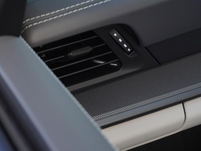 PORSCHE 911 Photo 33