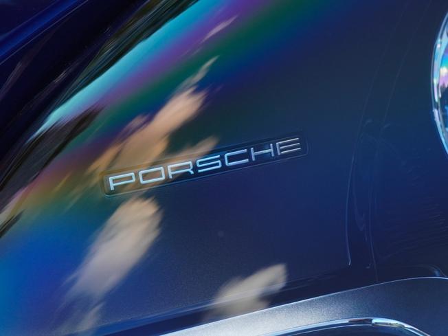 PORSCHE 911 Photo 50