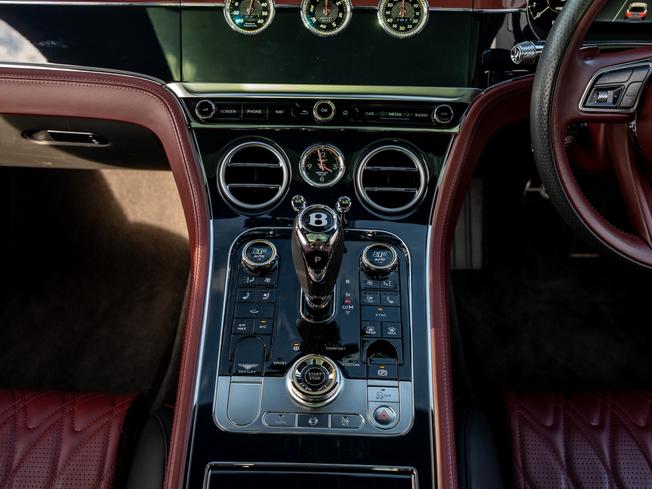 BENTLEY Continental Photo 25