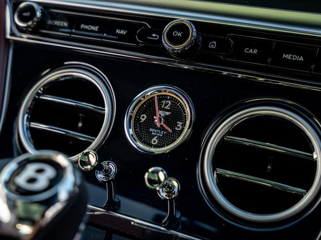 BENTLEY Continental Photo 29
