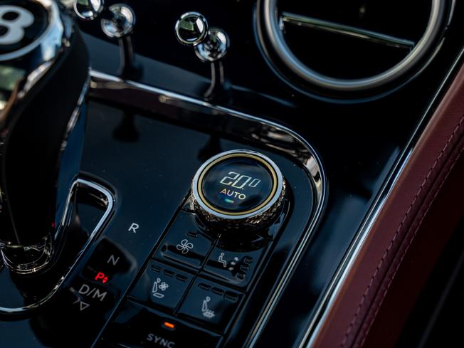 BENTLEY Continental Photo 30