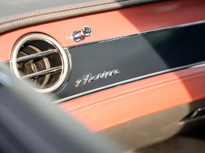 BENTLEY Continental Photo 36
