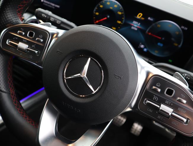 MERCEDES-BENZ Eqa Photo 13