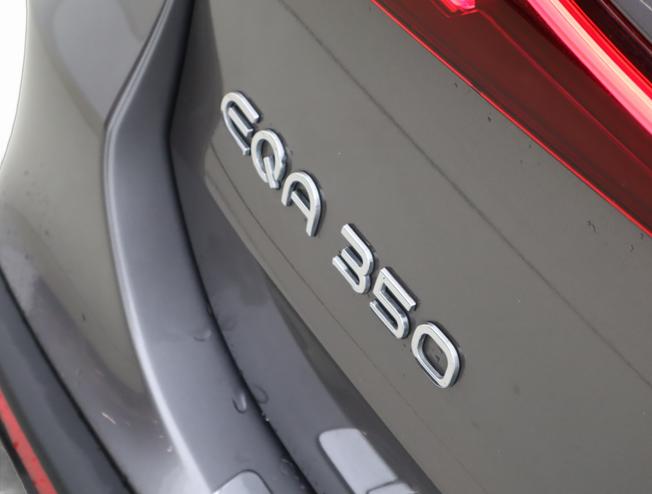 MERCEDES-BENZ Eqa Photo 25