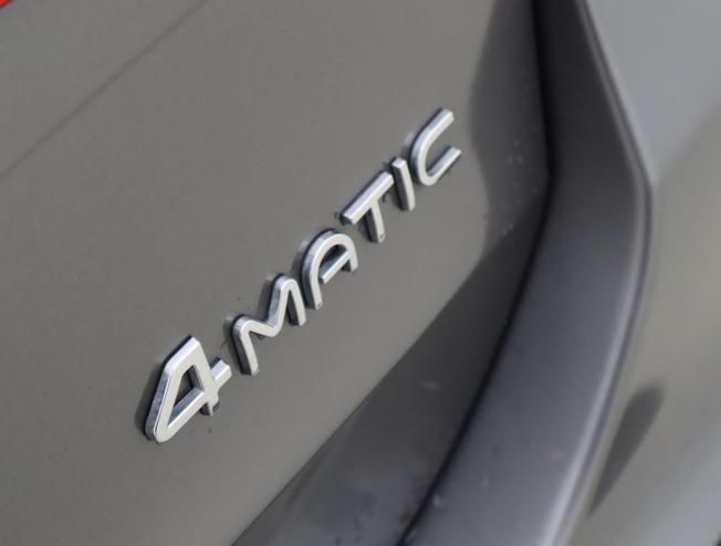 MERCEDES-BENZ Eqa Photo 26
