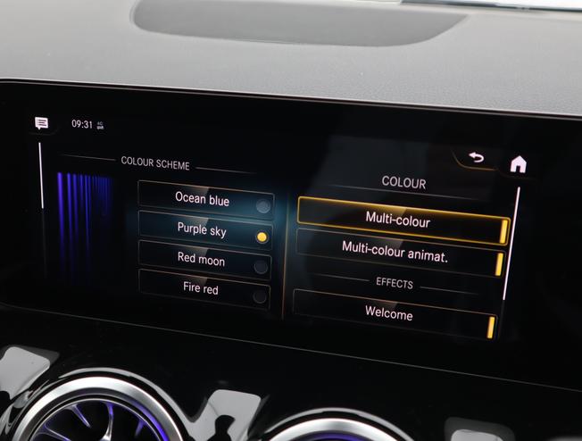 MERCEDES-BENZ Eqa Photo 38