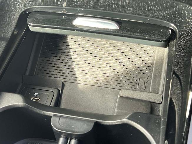 MERCEDES-BENZ GLB Photo 40