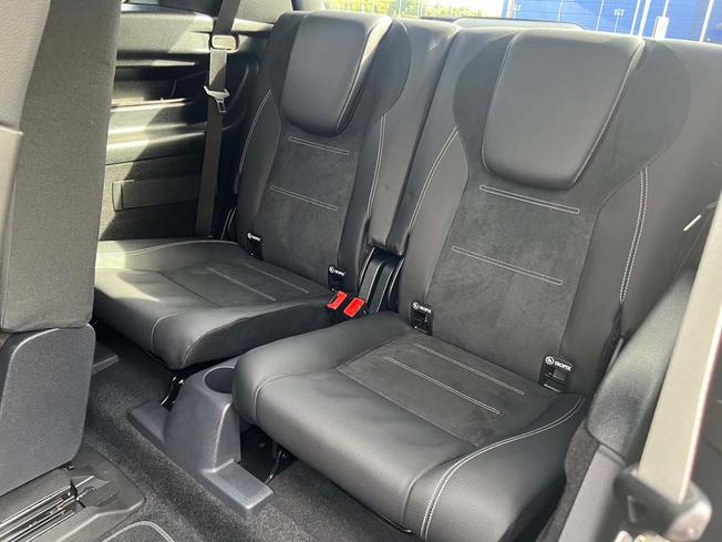 MERCEDES-BENZ GLB Photo 45