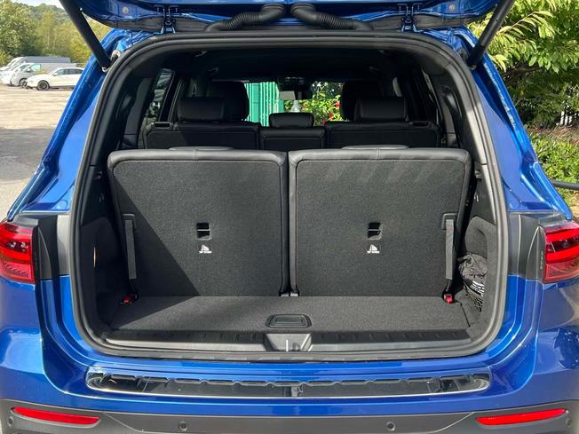 MERCEDES-BENZ GLB Photo 9