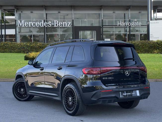 MERCEDES-BENZ Eqb Photo 2