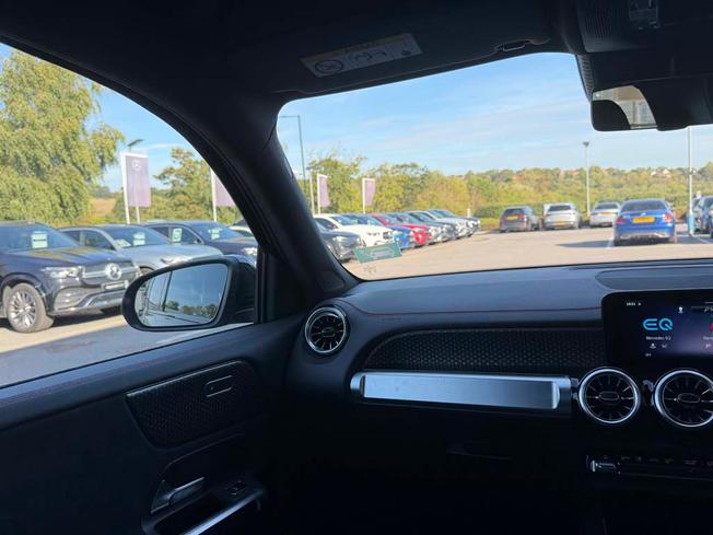 MERCEDES-BENZ Eqb Photo 44