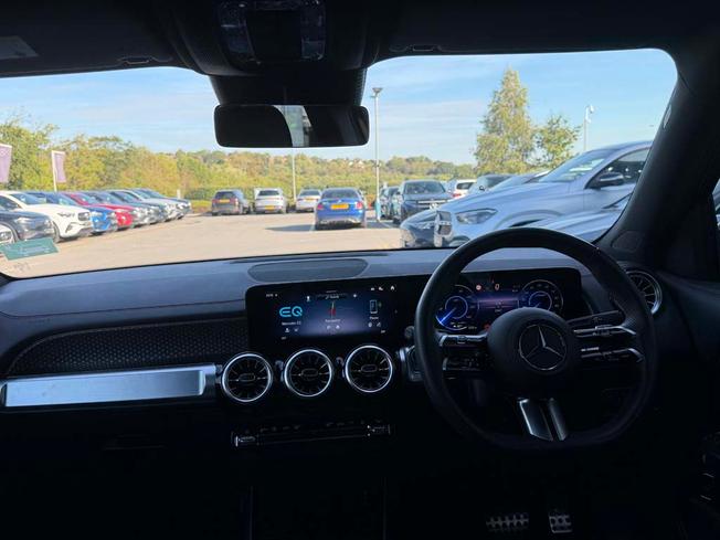 MERCEDES-BENZ Eqb Photo 5