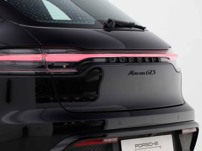 PORSCHE Macan Photo 19