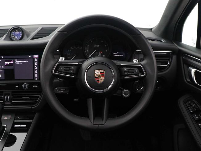 PORSCHE Macan Photo 30