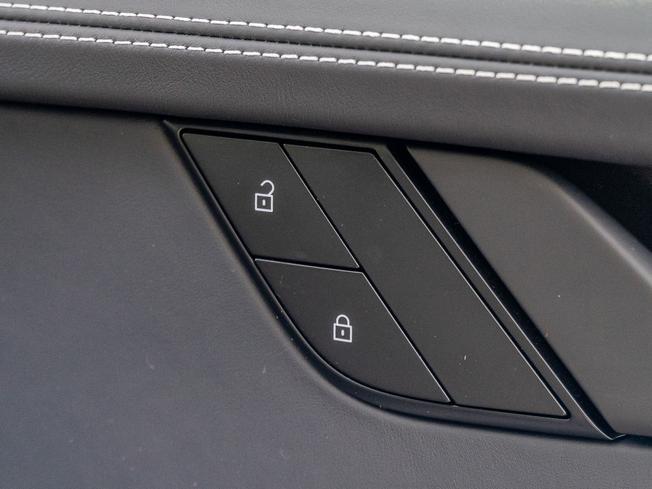 PORSCHE 911 Photo 30
