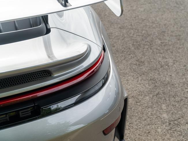 PORSCHE 911 Photo 39
