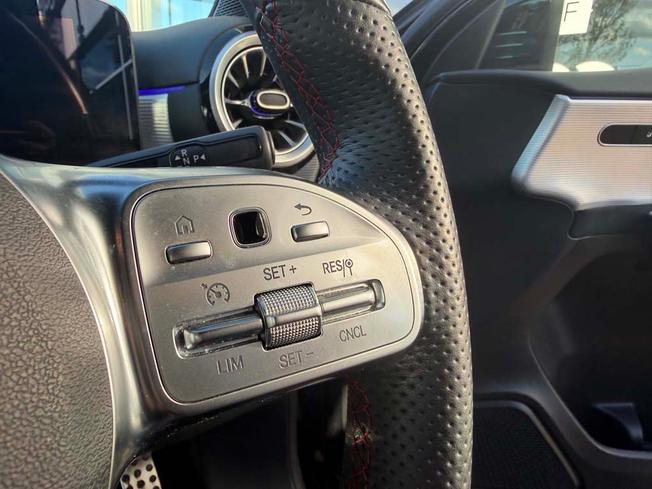 MERCEDES-BENZ A Class Photo 36