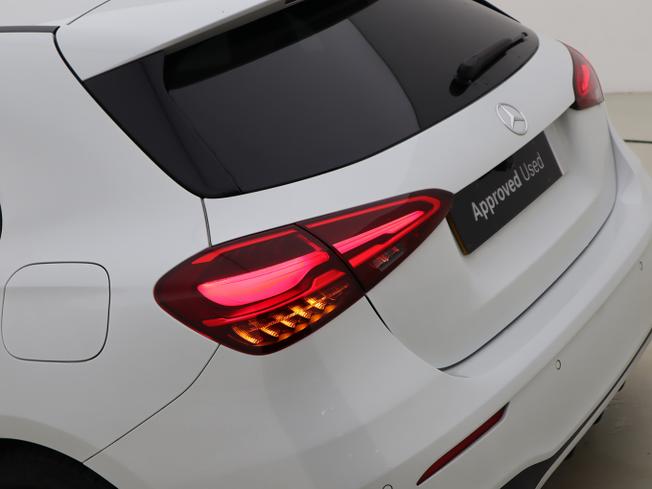MERCEDES-BENZ A Class Photo 45