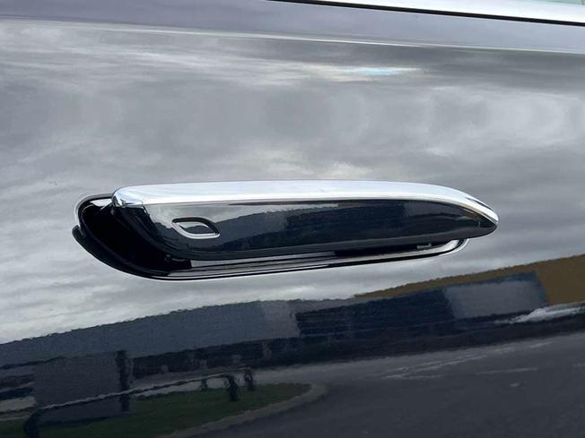 MERCEDES-BENZ S Class Photo 15