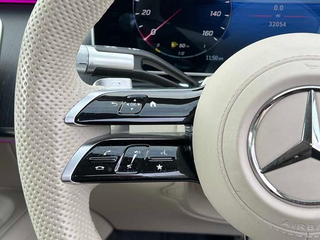 MERCEDES-BENZ S Class Photo 25