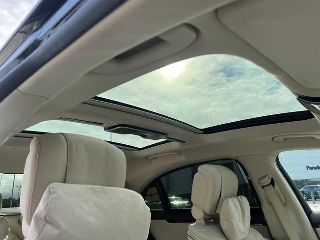 MERCEDES-BENZ S Class Photo 40