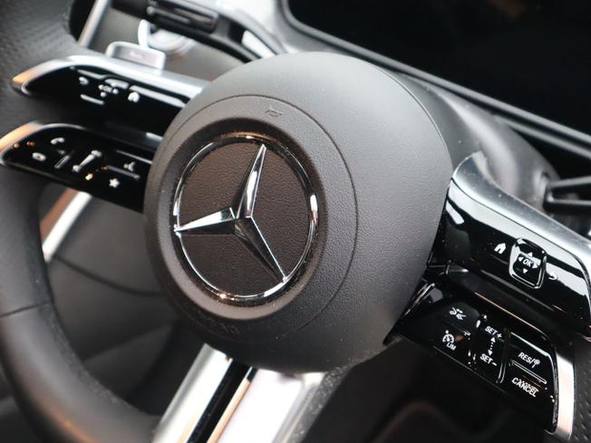 MERCEDES-BENZ C Class Photo 14