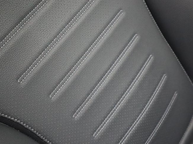 MERCEDES-BENZ C Class Photo 15