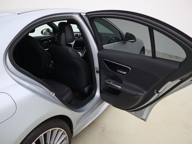 MERCEDES-BENZ C Class Photo 25