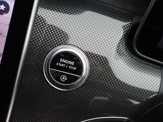 MERCEDES-BENZ C Class Photo 39